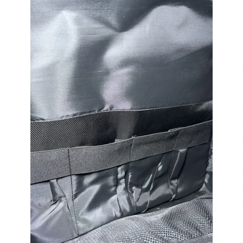 18 inch Toni & Guy Black Hairstyler's Travel Statement Carry On Luggage/Backpack - Picture 4 of 10